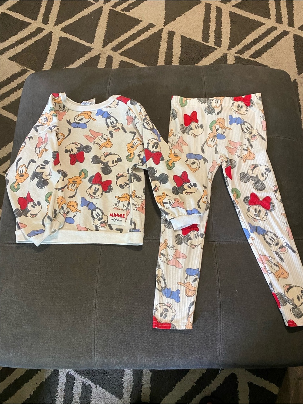 Girls 5t Mickey Mouse Matching Set